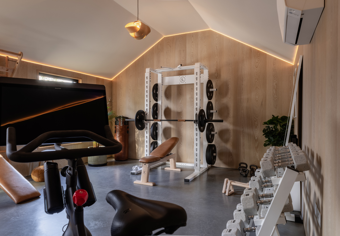 Are Home Gym Workouts as Effective as the Gym?