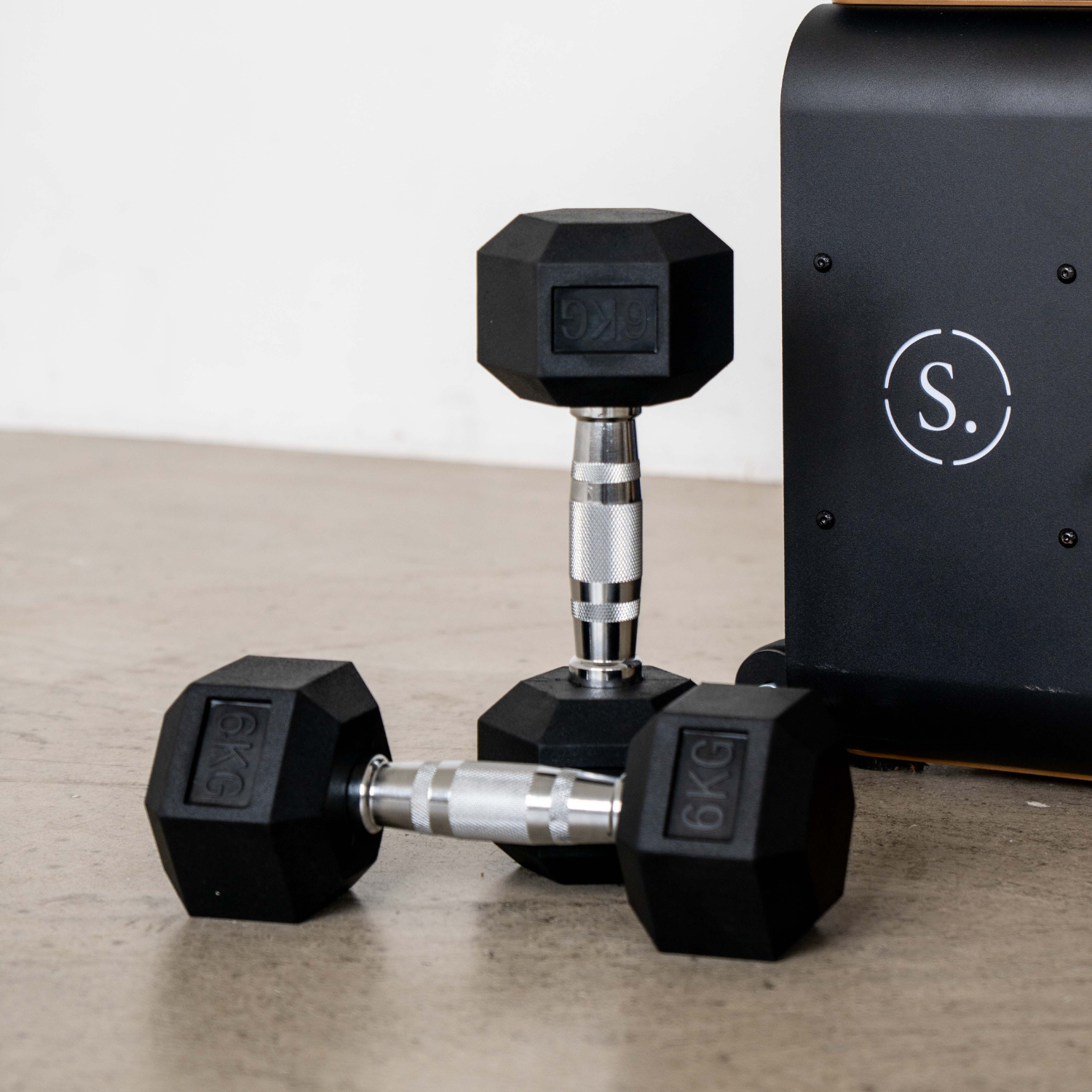 Solo Hex Dumbbells (Rubber)