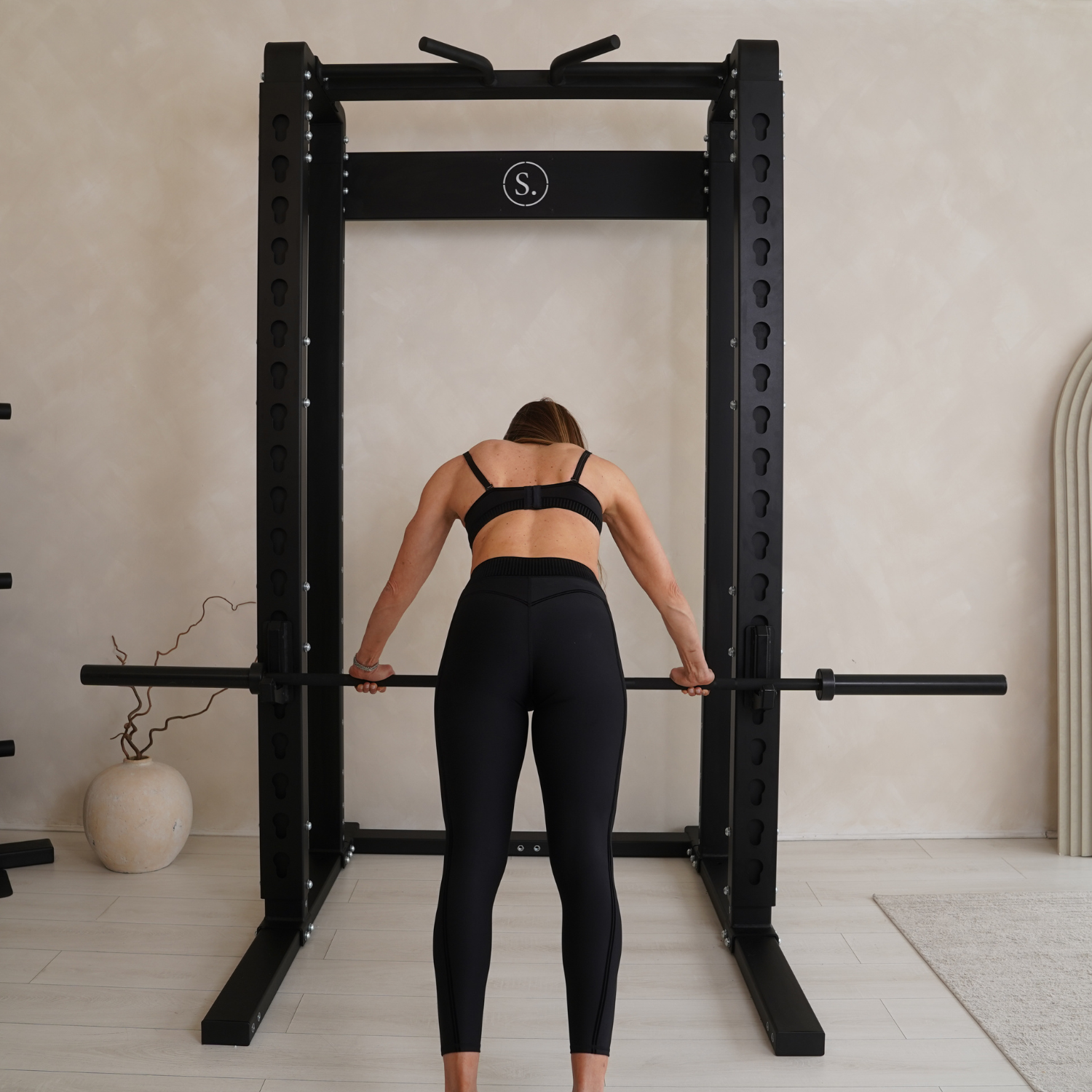 Solo 20kg Olympic Barbell - Black Cerakote
